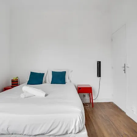 Le Montreuil Chic Apartamento *